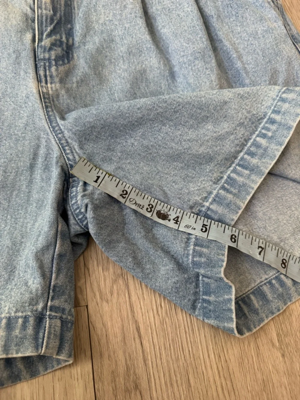 Eddie Bauer Vintage 90’s Mom High-rise Shorts Denim Pleated Size XL Pockets - Picture 2 of 6